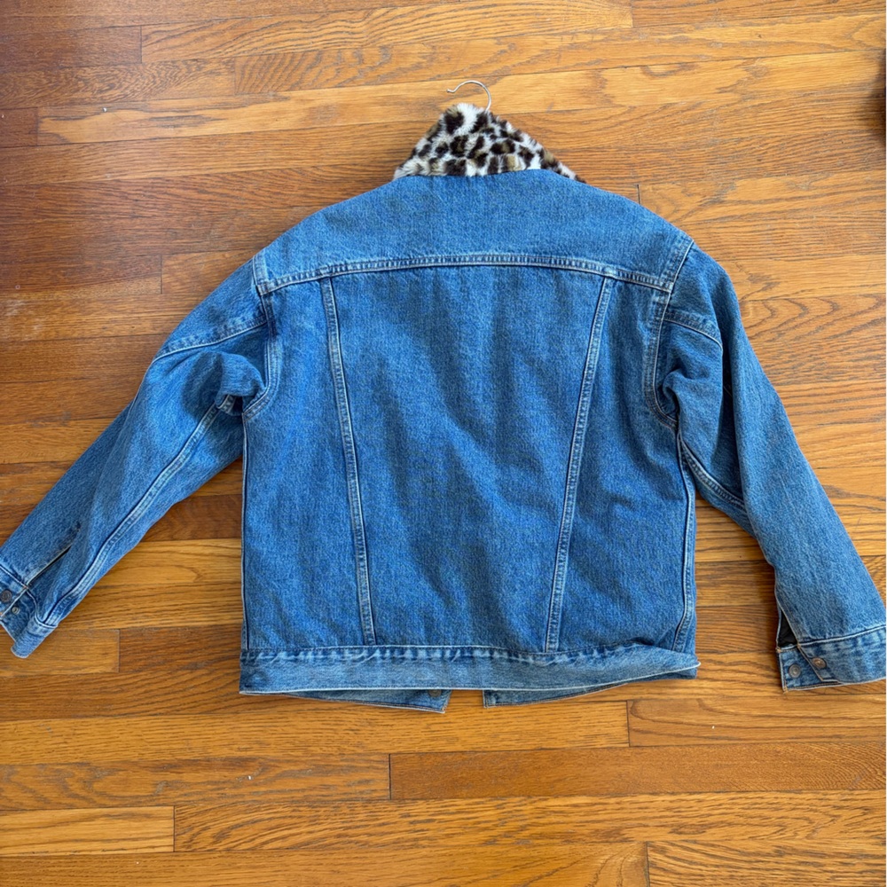 Rare Levi's Blue Denim Jacket Leopard Print faux fur lined - Picture 4 of 4